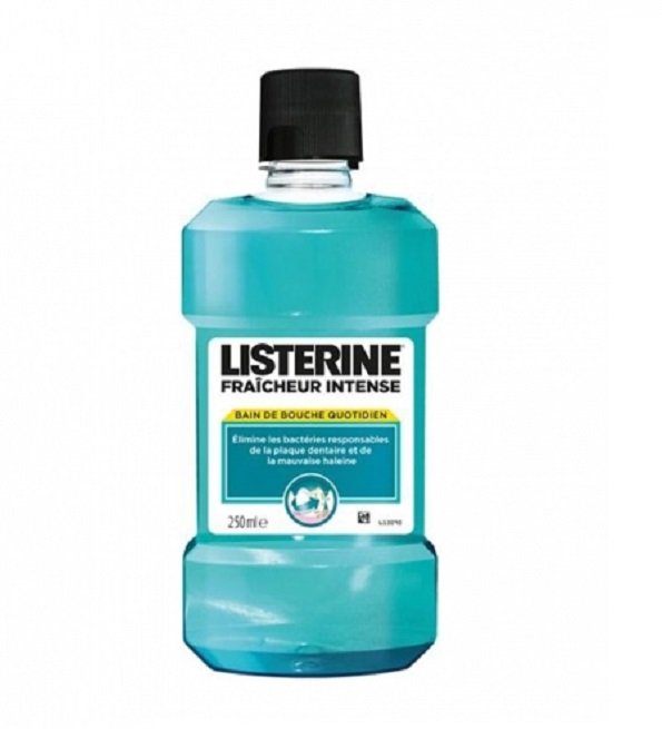 listerine-bain-de-bouche-fraicheur-intense-250ml-1.jpg